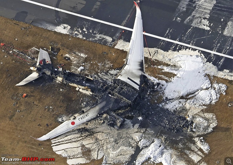 Japan Airlines A350 plane collides with Coast Guard plane at Haneda airport | 379 evacuated, 5 dead-gc5rbrmxuaadb8.jpg