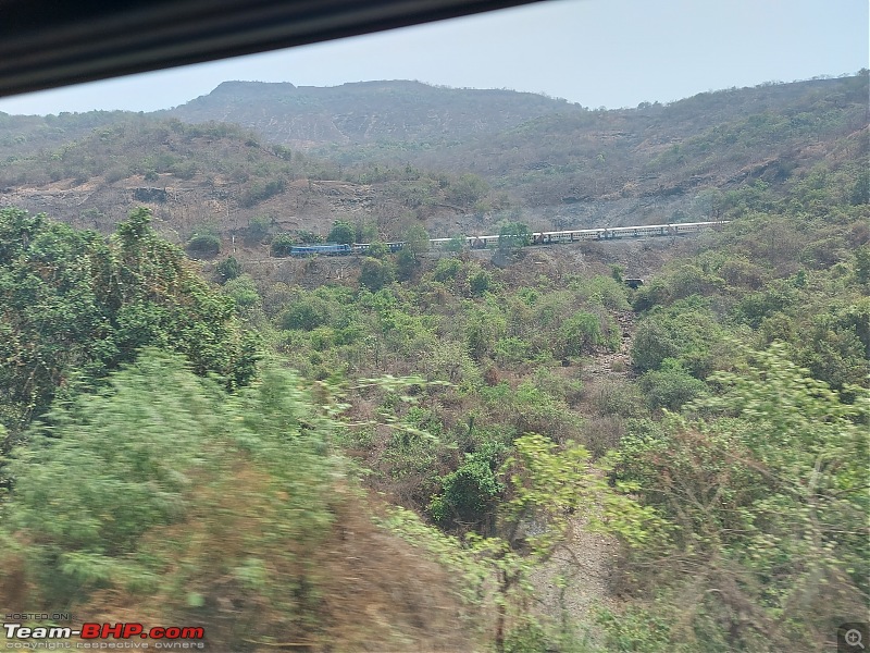 Click image for larger version

Name:	Train2TrainView_Ghat.jpg
Views:	N/A
Size:	4.10 MB
ID:	2599965