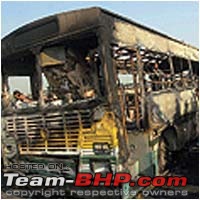 City Buses of various STUs all over India-dtcbusfire0.jpg