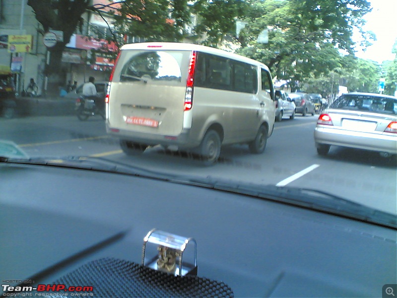 SCOOP : Tata Venture Caught Testing-06082010005.jpg