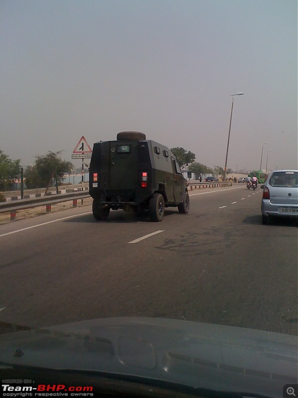 Which is this vehicle en route to IGI airport/ Gurgaon? EDIT: Its Concord 8 (C8)-whe7p.jpg