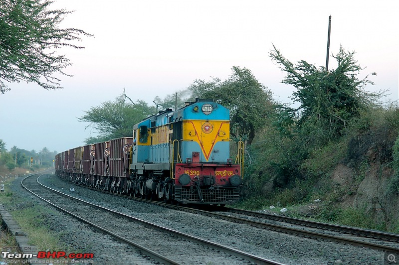 Railway Pics-wdm2.jpg