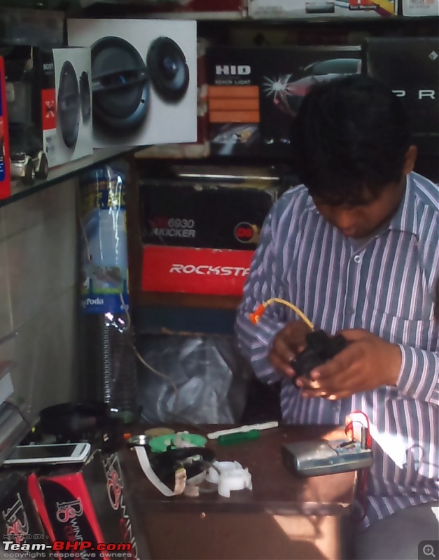 The ECM & Electronics Guy - Rajender (Khan Market, New Delhi)-rajender-shop.jpg