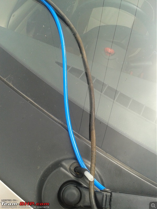 DIY: Replacing the windshield washer pipe (Tata Nano)-20130929_103710.jpg