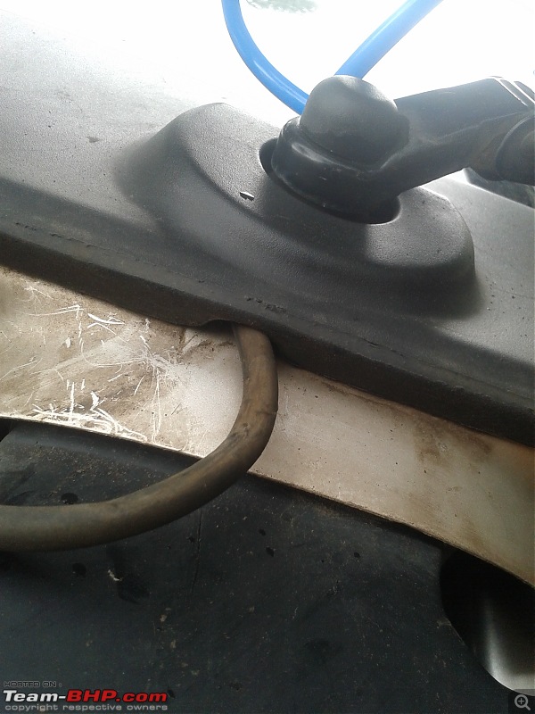 DIY: Replacing the windshield washer pipe (Tata Nano)-20130929_104348.jpg