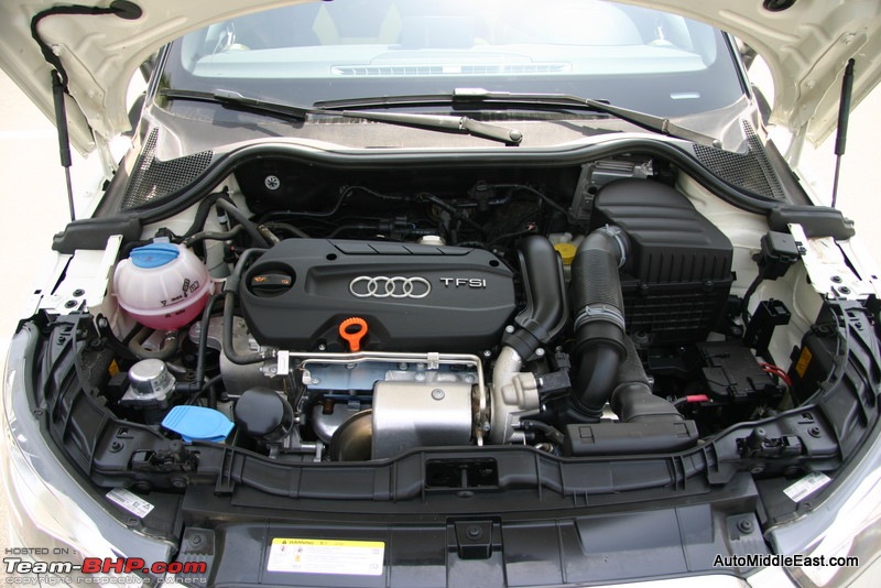 VW Polo DIY: Installing a gas strut to lift the hood-2011audia1enginebay.jpg