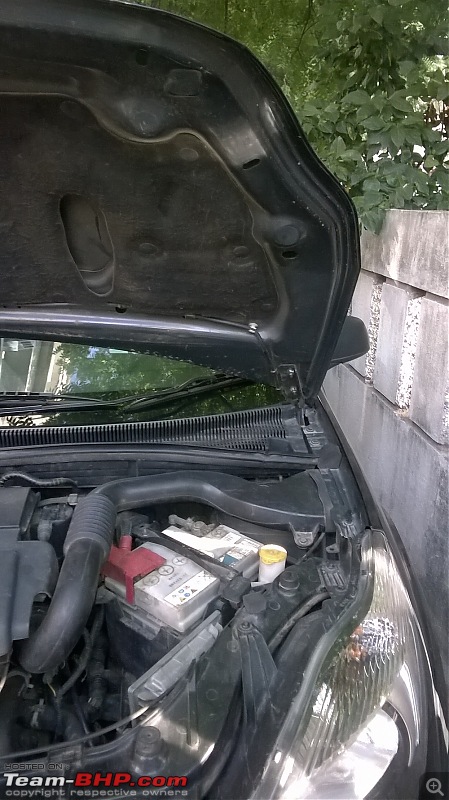 VW Polo DIY: Installing a gas strut to lift the hood-wp_20140615_005.jpg