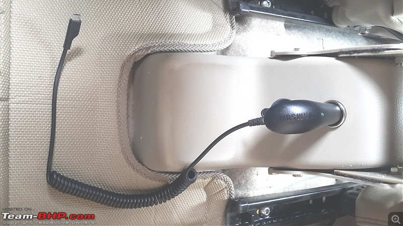 DIY: Additional 12V accessory socket for the Ertiga. EDIT, added one more!-charger-fitted.jpg