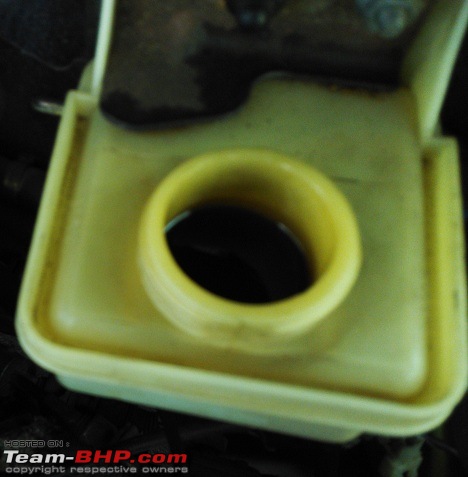 DIY: Flush / Bleed the clutch & brake fluids-04.jpg