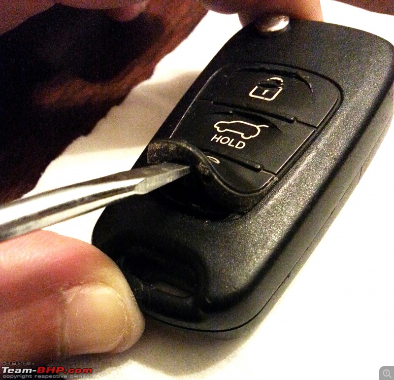 DIY: Replacing the worn-out rubber buttons of a Keyless Entry Remote-20141117_192806.jpg