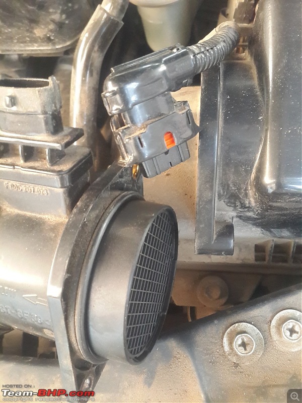 DIY : Cleaning your MAF Sensor for Rs 120-air-filter-intake-side-mesh.jpg