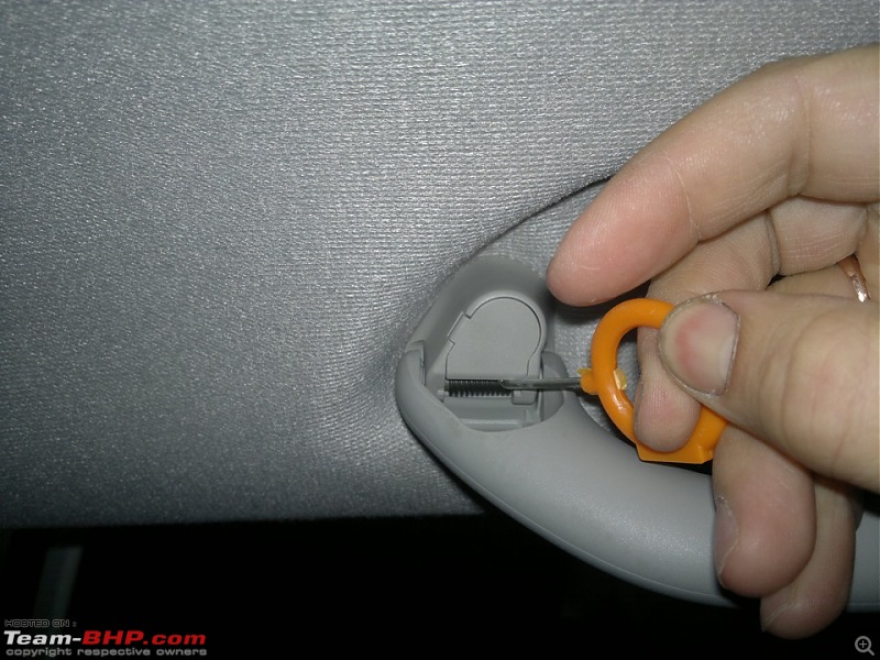 VW Polo DIY: Adding dampers to grab handles-remove2.jpg