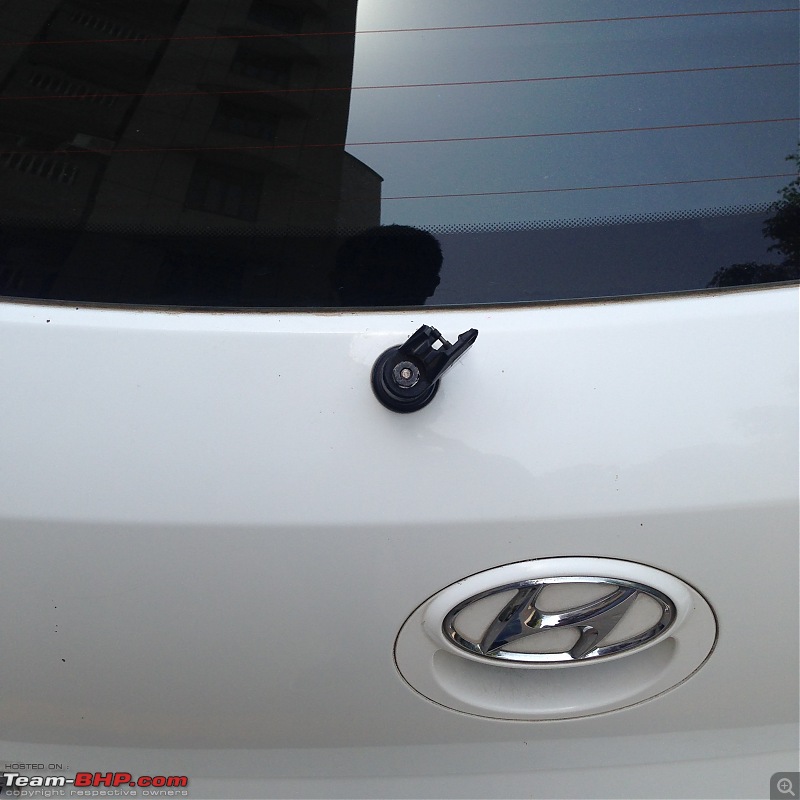 Hyundai i20 DIY: Replacing the rear wiper arm and cabin filter-img_0221.jpg