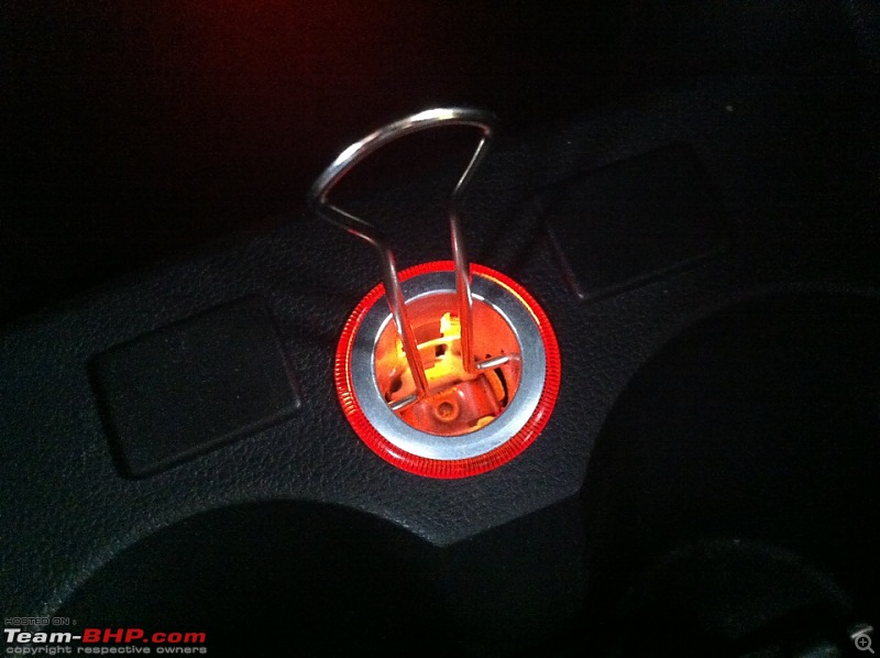 VW Polo DIY: Adding a luminous ring to the 12v socket-aa0b944s960.jpg