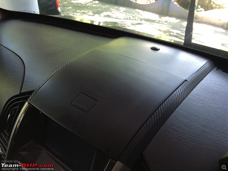 DIY: Carbon fiber vinyl for the dashboard (under 200 INR)-img_0214.jpg