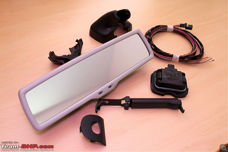 VW Polo DIY: Installing the OE auto-dimming interior mirror-contents.jpg