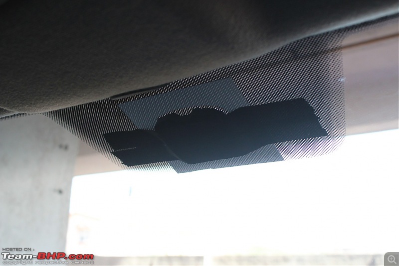 VW Polo DIY: Installing the OE auto-dimming interior mirror-mount-stuck.jpg
