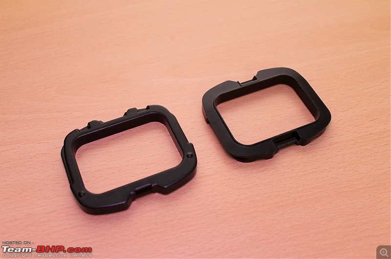 VW Polo DIY: Installing the OE auto-dimming interior mirror-mount.jpg