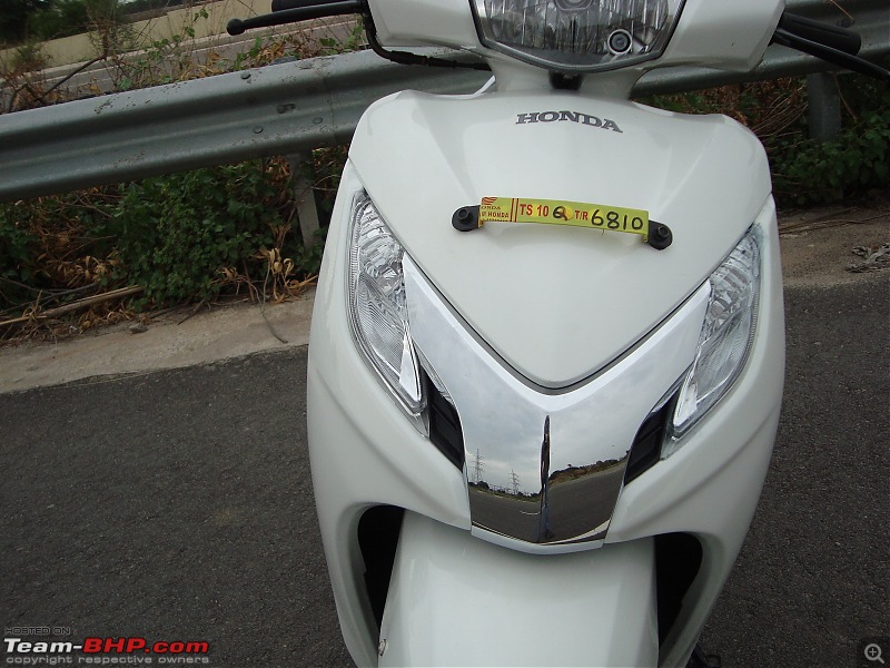 Honda Activa DIY: Adding a PASS switch-1.-front-apron-central-cowl-access-battery-relays.jpg