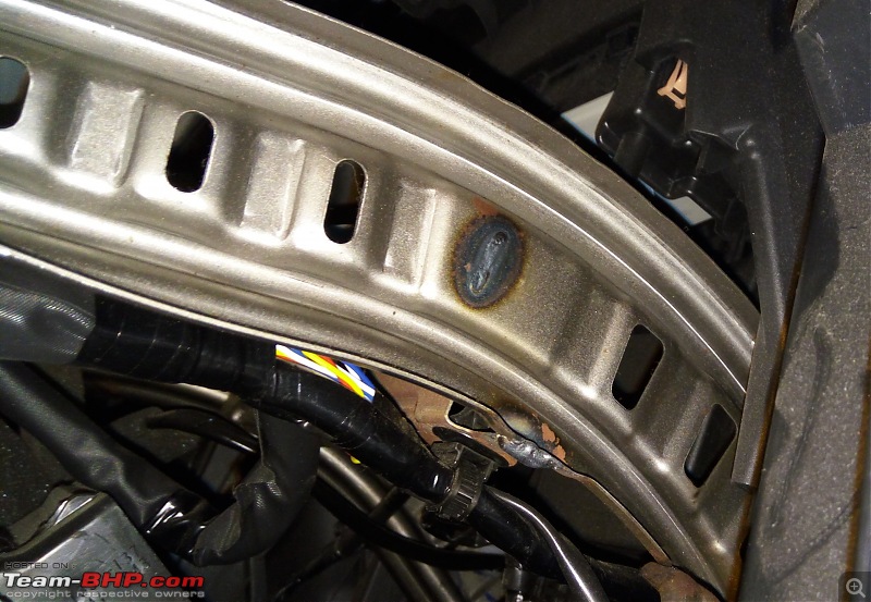 S-Cross DIY: TPMS & 12V socket installation-12v-location.jpg