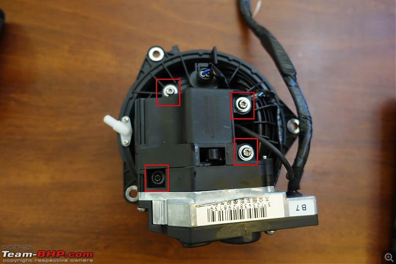 Installed: VW Flip Camera in my Polo GT TSi. EDIT: Custom Adapter Plate & Water Drain on Page #3-remove-screws.jpg