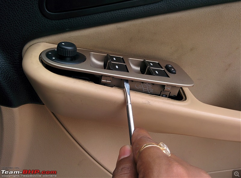 DIY: Repairing the Power Window buttons-pry1.jpg