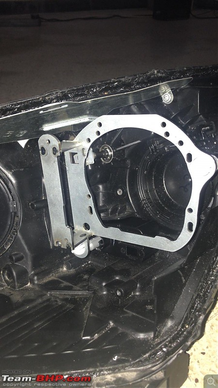 DIY Install: Hyundai Creta Bi-Xenon Projectors. Morimoto Mini D2S 4.0 Stage III-8.-bracket-inside-hl-casing-test-fit.jpg