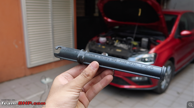 DIY : VW Polo Engine Air Filter Service-water-drain-pipe.png