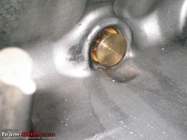 Using the Bochum Plug for draining engine oil-insideopen.jpg