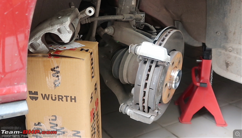 Installing an OEM 288mm Big Brake Kit | VW Polo-inside-outside-pads.png