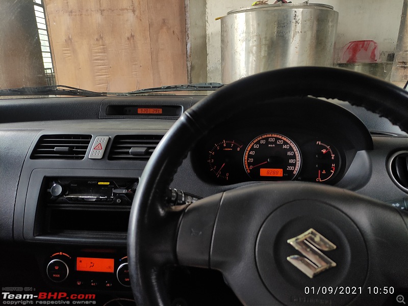 DIY: Installing an Auto-Dimming IRVM and Digital Clock & Temperature Display in my Maruti Swift-day-time-look-clock-1.jpg