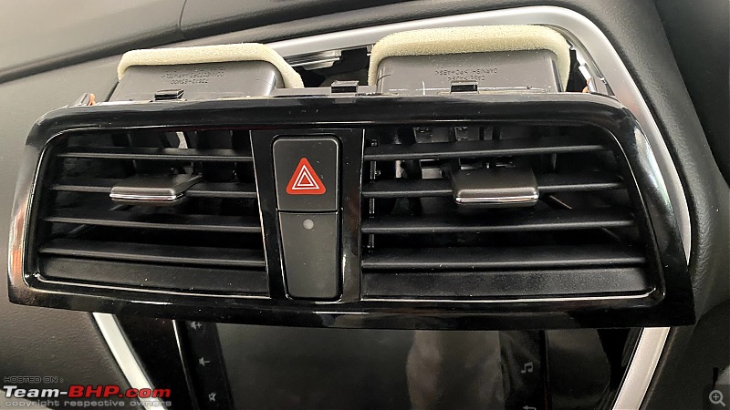 DIY: Stopped the AC vent rattling noise in my Maruti S-Cross-opnvent.jpg