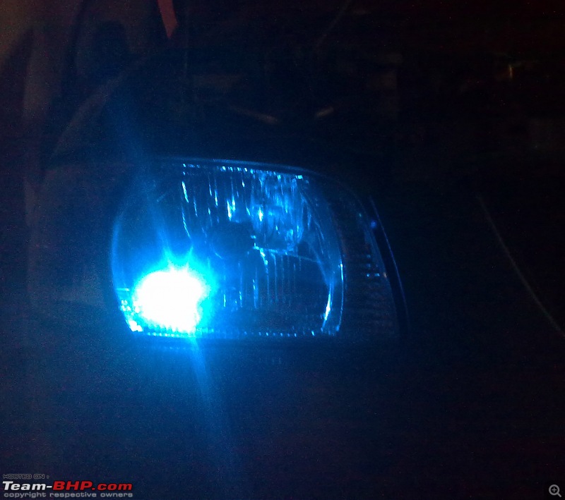 DIY-Blue LED Parking Lamp & Speedo Meter+Wire Mesh Grille & Underbody Neons for Alto-smal-night.jpg