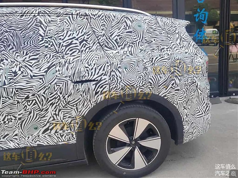 Rumour: Volkswagen ID.6 Electric SUV will debut in 2022-vwid6roomzz4.jpg