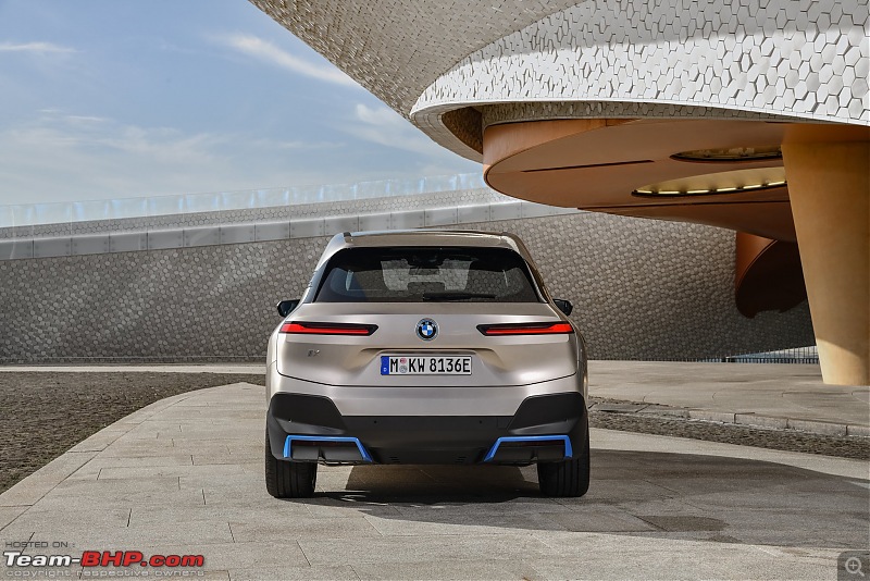 BMW iX all-electric SUV with 600 km range unveiled-b3.jpg