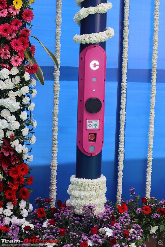 HPCL & Magenta install India's first street-lamp EV charger-chargegrid-flare-charger.jpg