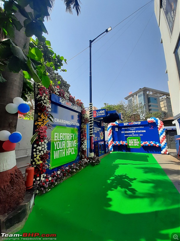 HPCL & Magenta install India's first street-lamp EV charger-chargegrid-flare-installation-image.jpg