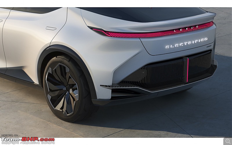 Lexus to launch its first plug-in hybrid & EV by 2022-1635158.jpg