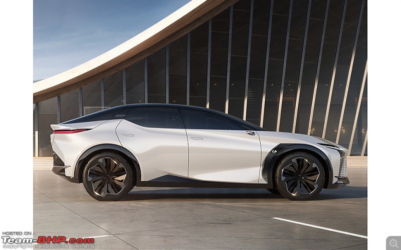 Lexus to launch its first plug-in hybrid & EV by 2022-1635149.jpg
