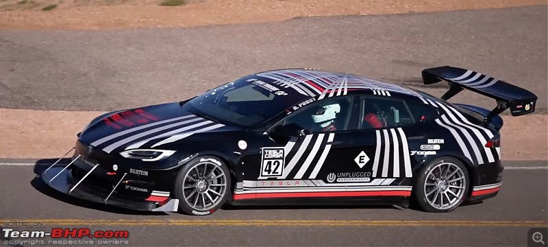 Tesla Model S Plaid sets new 1/4 mile record of 9.2 seconds, confirmed by Jay Leno-2t.jpg