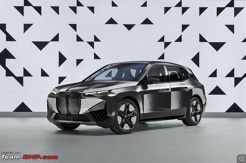 BMW iX all-electric SUV with 600 km range unveiled-97bmwixcolourflow.jpg