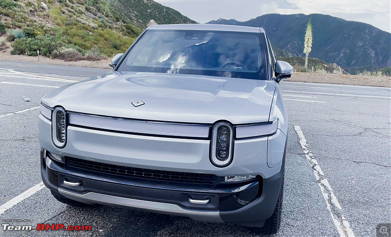 Rivian R1T Review | World's fastest pick-up truck (electric)-front.png