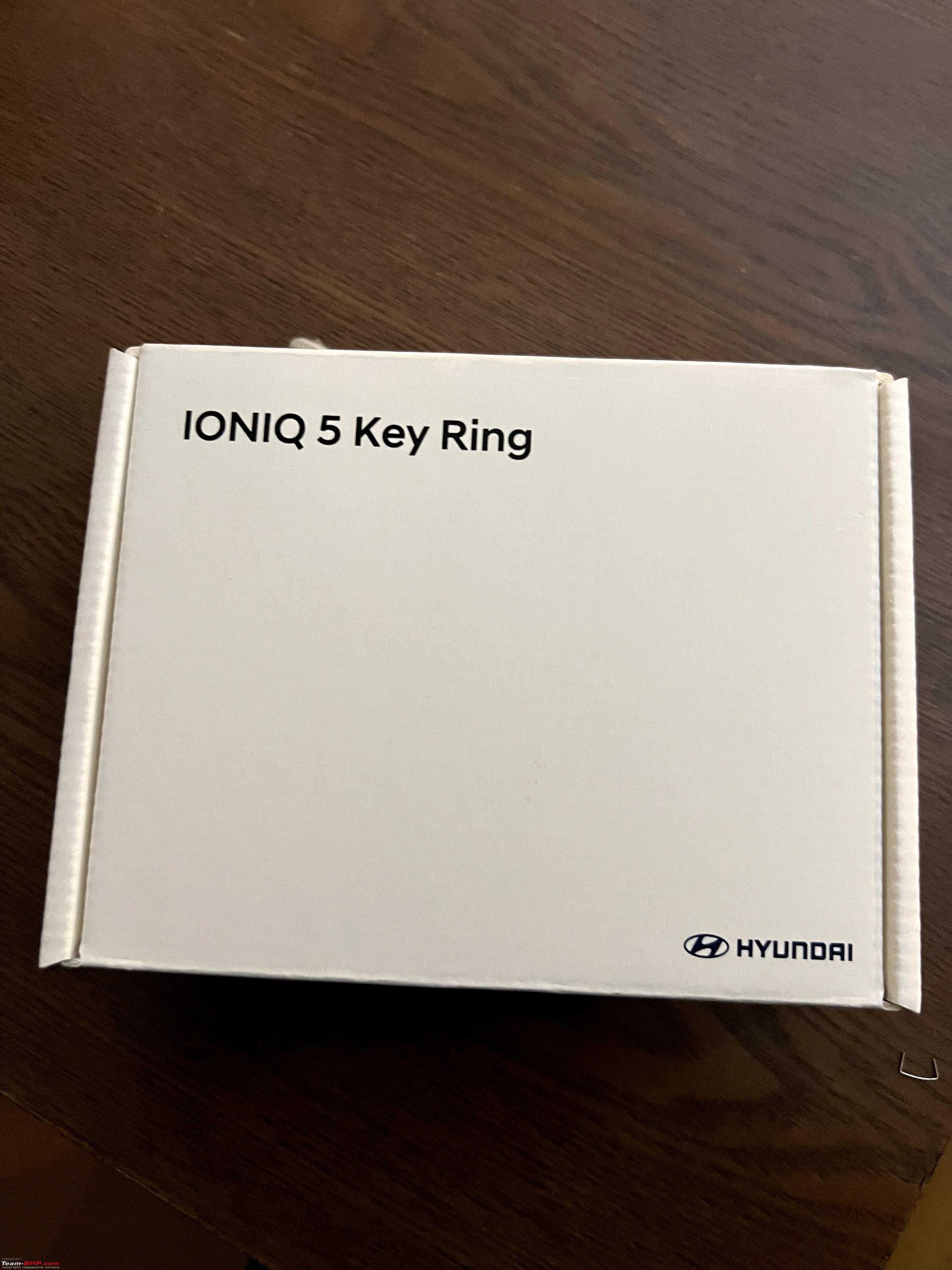 Pixel Key Ring for Hyundai Ioniq 5 Magnetic Key Holder Genuine