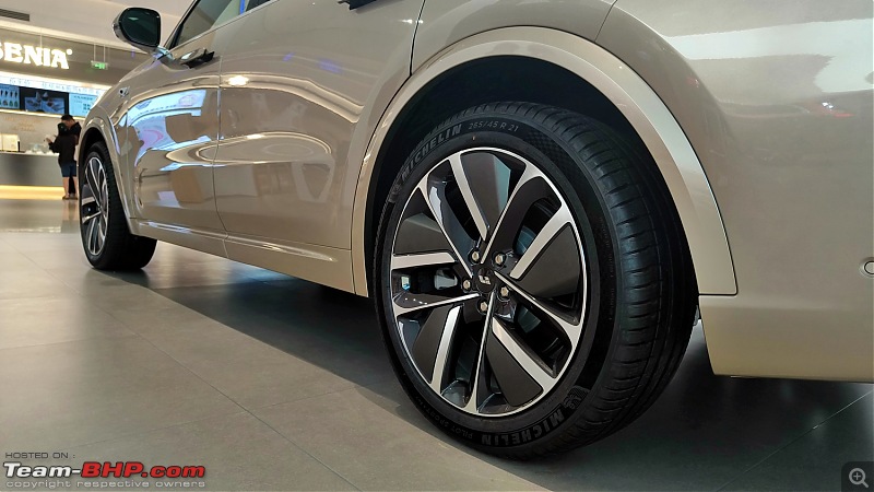 A Close Look | Li Auto L9 SUV with 3 seat rows | A range extended Electric Vehicle from China-img20230512175859.jpg