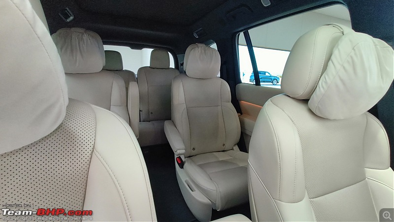 A Close Look, Li Auto L9 SUV with 3 seat rows