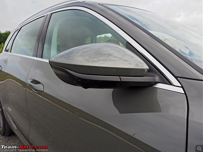 Audi Q8 e-tron Review-2023_audi_q8_etron_22.jpg
