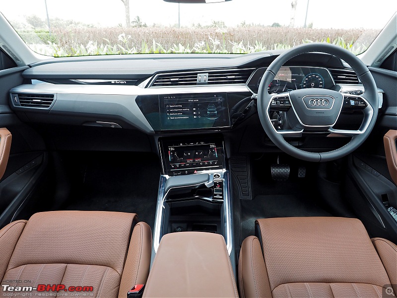 Audi Q8 e-tron Review-2023_audi_q8_etron_01.jpg