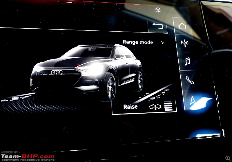 Audi Q8 e-tron Review-2023_audi_q8_etron_32.jpg