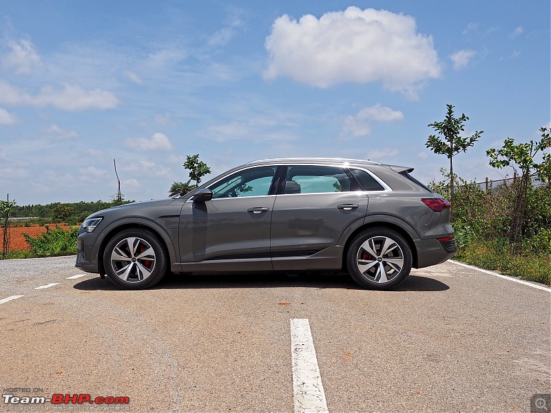 Audi Q8 e-tron Review-2023_audi_q8_etron_07.jpg