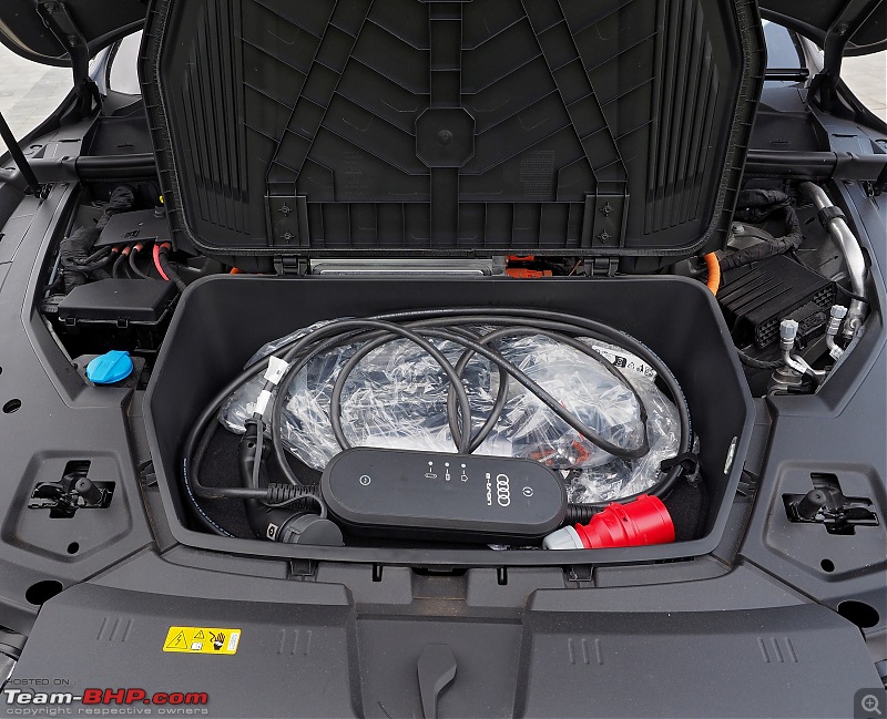 Audi Q8 e-tron Review-2023_audi_q8_etron_04.jpg